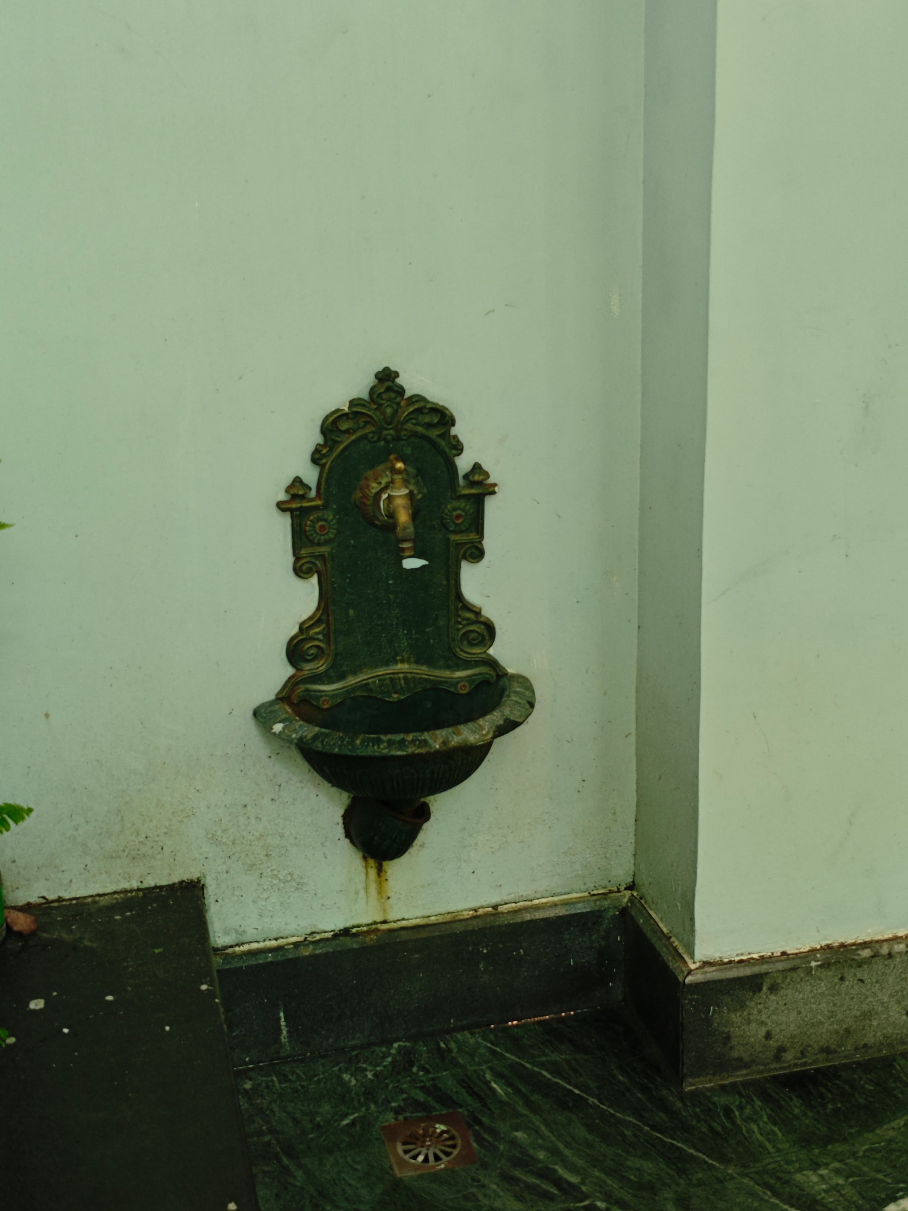 Finished outdoor drinking fountain 2