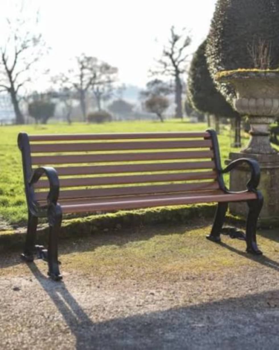 How to Choose the Right Bench for Every Space: Indoor and Outdoor Design Guide